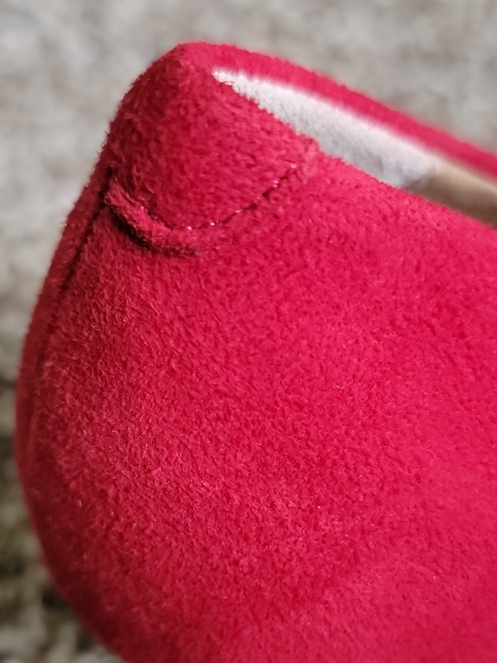 Vionic Red Suede Pointed-Toe Kitten Heels - Picture 10 of 12